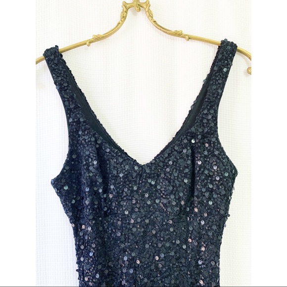 Sequinned, sleeveless, black minidress - Picture 4 of 4